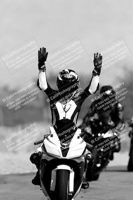 media/Nov-06-2023-Moto Forza (Mon) [[ce023d0744]]/4-Beginner Group/Session 3 (Track Exit)/